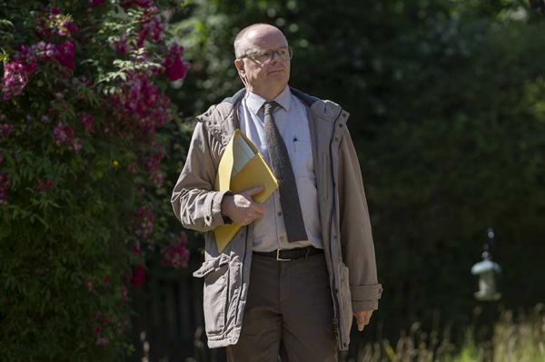 "McDonald &amp; Dodds - La règle de trois", épisode inédit diffusé dimanche 11 mai 2025 sur France 3