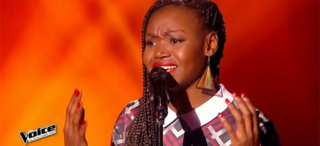 Replay “The Voice” : Nina interprète « Moi Lolita » de Alizée (vidéo)