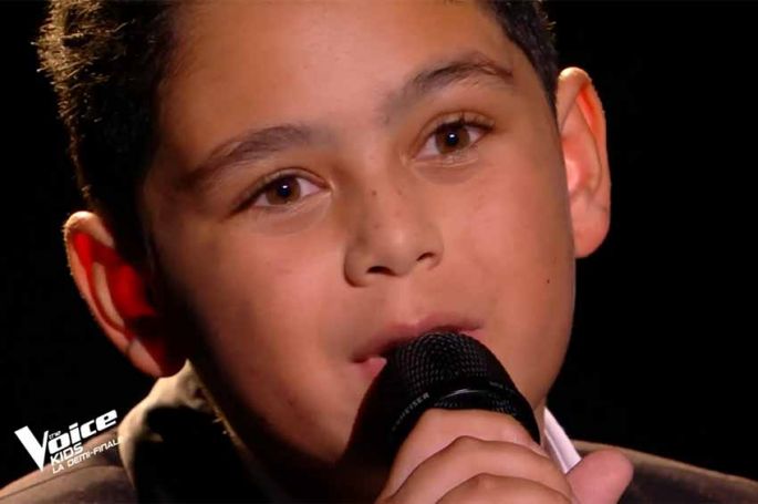 Replay “The Voice Kids” : Raynaud chante « Chiquitita » de Nana Mouskouri (vidéo)
