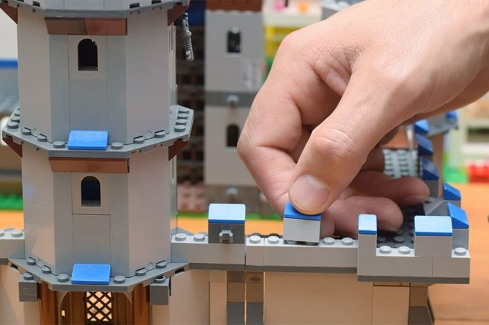 &quot;Les rois des Legos : une passion envahissante&quot; sur RMC Story du jeudi 9 novembre 2023