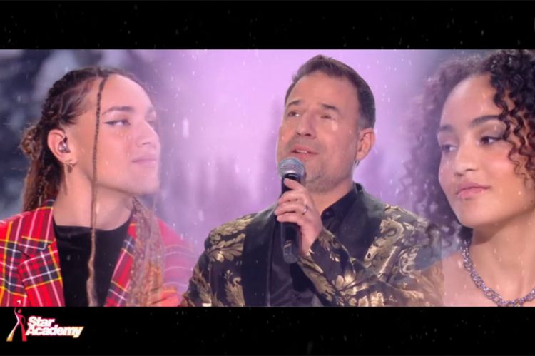 Replay &quot;Star Academy&quot; : Candice, Djebril et Mario chantent &quot;Petit Papa Noël&quot; de Tino Rossi - Vidéo