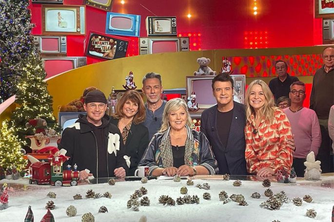 &quot;Les enfants de la télé&quot; dimanche 10 décembre 2023 : les invités de Laurence Boccolini sur France 2 - Vidéo