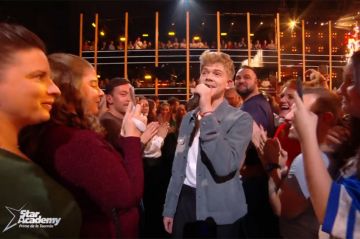 Replay &quot;Star Academy&quot; : Charles chante &quot;Supreme&quot; de Robbie Williams (vidéo)