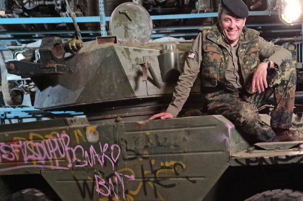 “Vintage Mecanic” jeudi 13 octobre 2022 : Restauration d'un ERC-90 Sagaie Panhard sur RMC Découverte