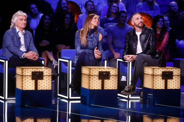 "La boîte à secrets" vendredi 12 janvier 2024 : les invités de Faustine Bollaert sur France 3