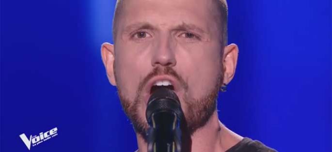 Replay “The Voice” : Eric Jetner chante « J'ai le droit aussi » de Calogero (vidéo)