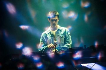 Kungs aux Francofolies de La Rochelle 2023 sur Culturebox lundi 8 juillet 2024