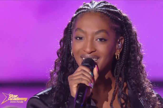 Replay &quot;Star Academy&quot; : Ebony chante &quot;Langage&quot; de Zaho de Sagazan (vidéo)
