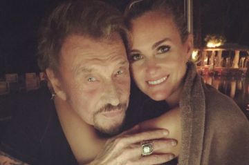 "Johnny par Læticia" à revoir sur W9 mercredi 26 juillet 2023 - Vidéo