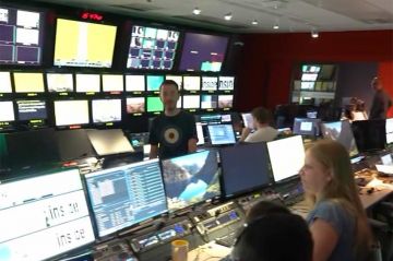 &quot;50&#039; Inside&quot; fait sa rentrée sur TF1, Isabelle Ithurburu vous emmène dans les coulisses de l&#039;émission (vidéo)