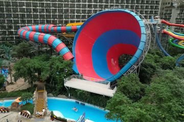 &quot;Enquête Exclusive&quot; :  Les incroyables vacances des Chinois en Chine, dimanche 27 octobre 2024 sur M6