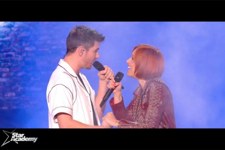 Replay "Star Academy" : Julien et Natasha St-Pier chantent "Mourir demain" - Vidéo