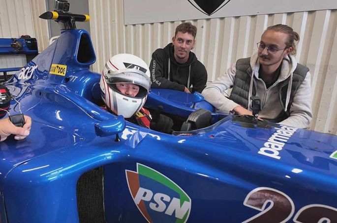 "Vintage Mecanic" : restauration d'une Formule 1 McLaren dsur RMC Découverte lundi 8 décembre 2025