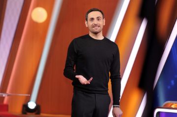 &quot;Une famille en Or&quot; de retour sur TF1 avec Camille Combal à partir du 12 novembre 2024