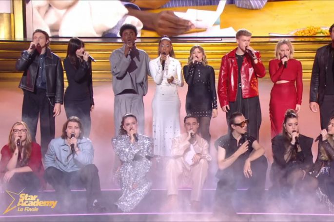 Replay &quot;Star Academy&quot; : Les élèves chantent &quot;Et si tu sens&quot; de Grégory Lemarchal (vidéo)