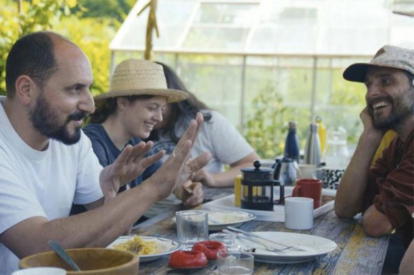 "En Terres Opposées" lundi 20 novembre 2023 sur France 5 : les invités de Karim Rissouli