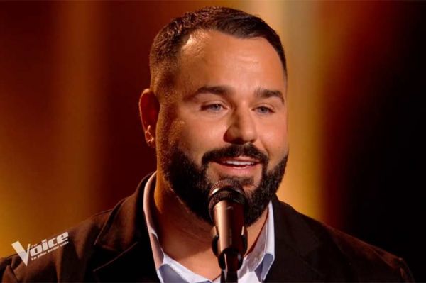 Replay "The Voice" : Salvatore chante "Senza Luce" de Procol Harum (vidéo)