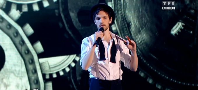 Vidéo Replay “The Voice” : Baptiste Defromont interprète « Temps à nouveau » de Jean-Louis Aubert