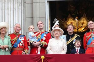 « Famille Royale : les derniers secrets de la couronne britanique » jeudi 18 août sur C8