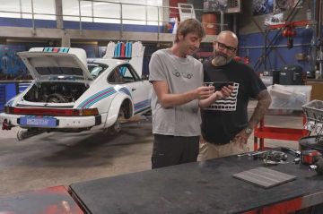 "Wheeler Dealers France" : restauration d'une Porsche 911 Groupe 4 sur RMC Découverte lundi 27 octobre 2025