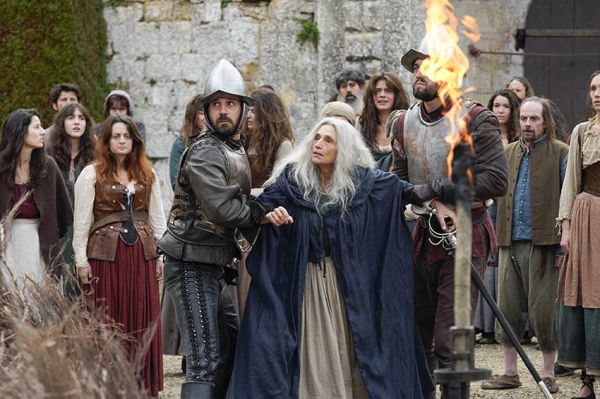 "Filles du feu" : les épisodes 3 &amp; 4 diffusés sur France 2 lundi 4 septembre 2023 - Vidéo