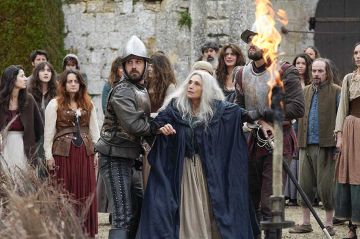 "Filles du feu" : les épisodes 3 &amp; 4 diffusés sur France 2 lundi 4 septembre 2023 - Vidéo