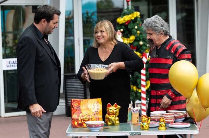 "Panique au grand magasin" sur TF1 lundi 15 décembre 2025 (vidéo)