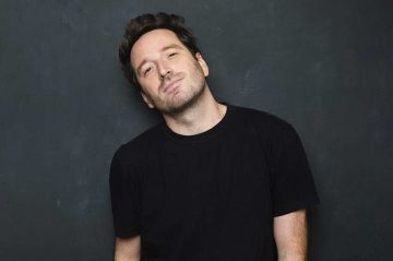 Le spectacle « Amoureux solitaire » de Jérémy Lorca à revoir sur Culturebox vendredi 8 septembre 2023 - Vidéo