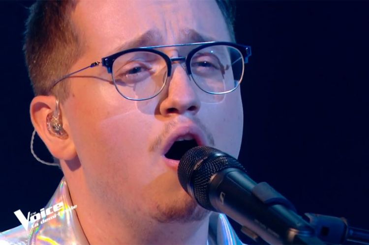 Replay “The Voice” : Antoine Delie chante « SOS d'un terrien en détresse » de Daniel Balavoine (vidéo)