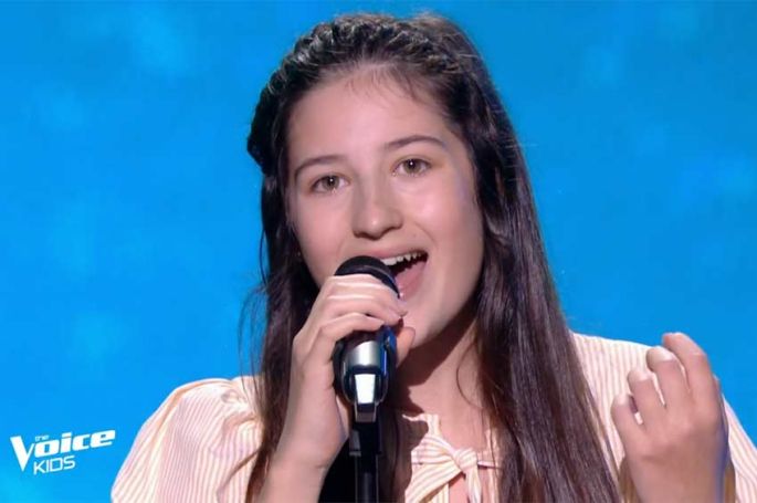 Replay "The Voice Kids" : Jeanne chante "Voyage, Voyage" de Desireless (vidéo)