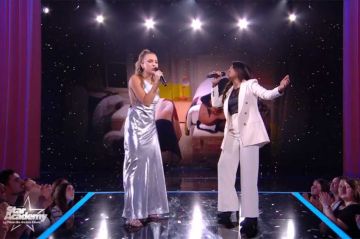 Replay &quot;Star Academy&quot; : Léa et Anisha chantent « Hallelujah » de Léonard Cohen (vidéo)