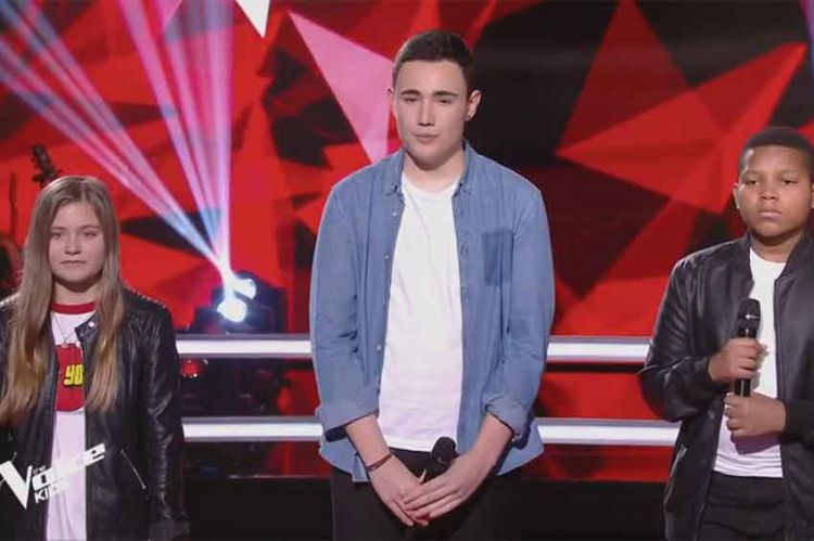 Replay “The Voice Kids” : Justine, Théo & Roger « Show must go on » de Queen (vidéo)