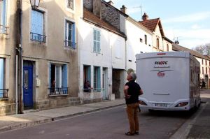 Confinement, déconfinement : la France du Covid en camping-car dans “Grands Reportages” sur TF1