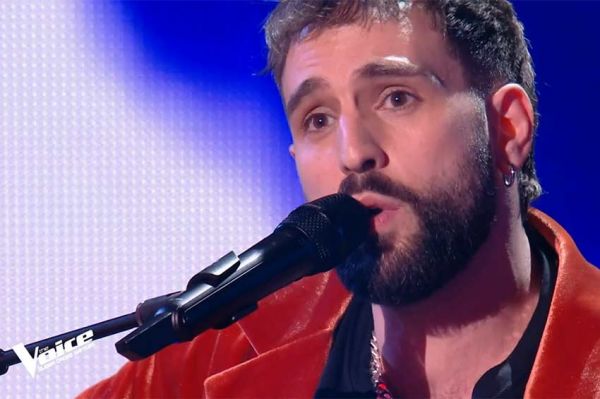 "The Voice" : Dame chante « La bonne étoile » de M - Vidéo