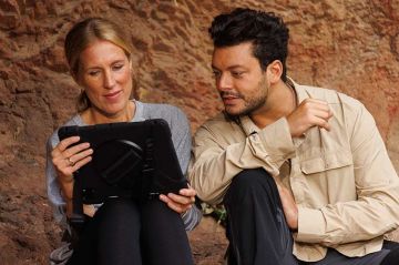 &quot;Chemins de traverse&quot; avec Kev Adams sur France 3 vendredi 25 août 2023 - Vidéo