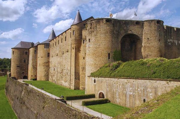 « Château fort de Sedan : les secrets d'une forteresse imprenable » sur RMC Découverte vendredi 6 septembre 2024