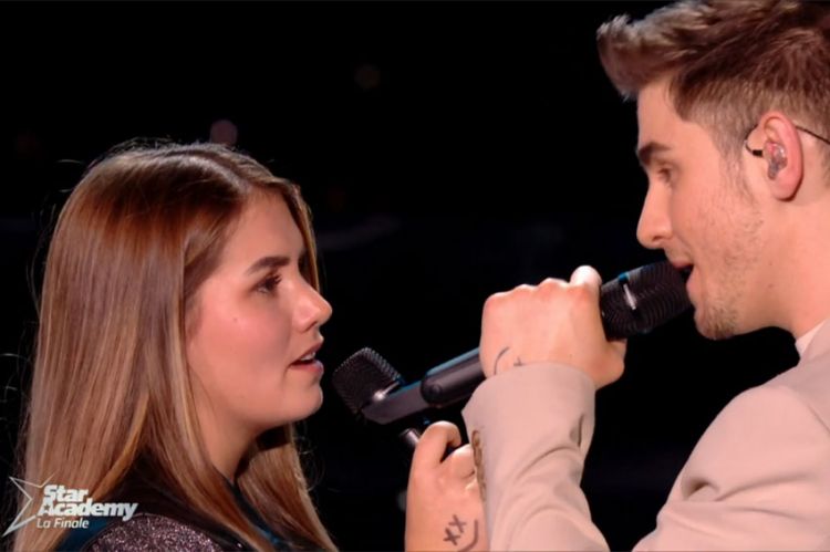 "Star Academy" : Julien chante ses meilleures chansons des primes en Finale - Vidéo