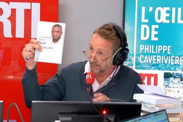 "L'oeil de Philippe Caverivière" du 11 mai 2023 face à Carlos Martens Bilongo - Vidéo