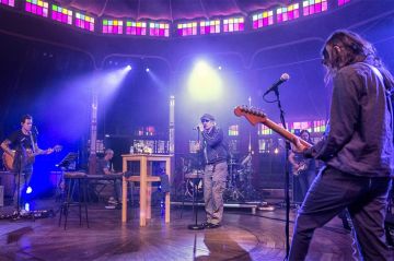 Gérard Lanvin Live au Magic Mirrors à voir sur Culturebox lundi 16 octobre 2023