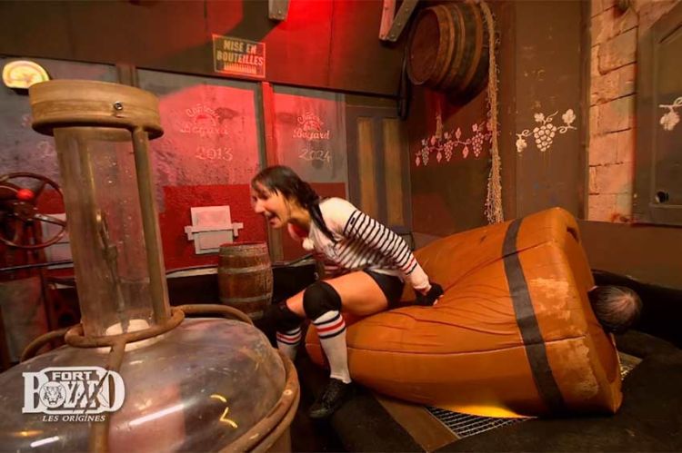&quot;Fort Boyard&quot; : Stéphane Bern se fait presser par Marie S'infiltre ce soir sur France 2 (vidéo)