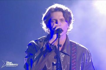 Replay &quot;Star Academy&quot; : Ulysse chante &quot;Uprising&quot; de Muse (vidéo)