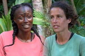 “Koh-Lanta, la légende” : Coumba &amp; Clémence éliminées, regardez leur réaction (vidéo)