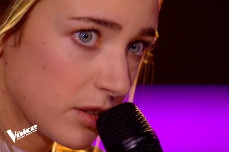 Replay “The Voice” : Charlotte Elizabeth chante « La bonne étoile » de M (vidéo)