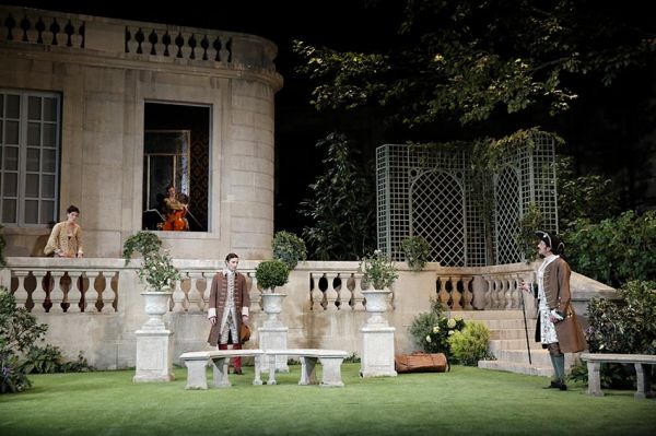 “Au théâtre chez soi” : « Le jeu de l&#039;amour et du hasard » de Marivaux ce dimanche 14 juin sur France 5