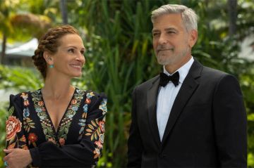 Le film &quot;Ticket to Paradise&quot; avec Julia Roberts George Clooney diffusé sur TF1 dimanche 1er décembre 2024 (vidéo)