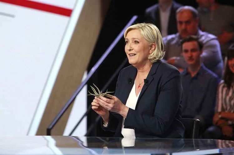 “L'émission politique” : Marine Le Pen confrontée à Nathalie Loiseau & Matteo Renzi jeudi sur France 2