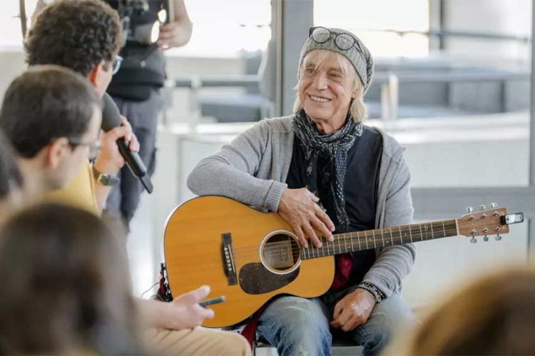 Jean-Louis Aubert sera le prochain invité des "Rencontres du Papotin" le 25 octobre 2025 sur France 2