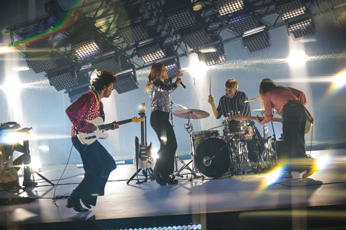 &quot;Basique, le concert&quot; Hyphen Hyphen / Santa à voir sur France 2 vendredi 13 octobre 2023