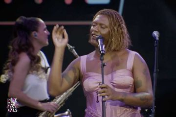 Liniker en concert au Festival Jazz à Vienne 2023 sur Culturebox jeudi 10 octobre 2024