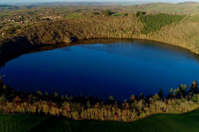 "Volcans d'Auvergne : vont-ils se réveiller ?" à revoir sur RMC Découverte jeudi 9 juillet 2026 (vidéo)